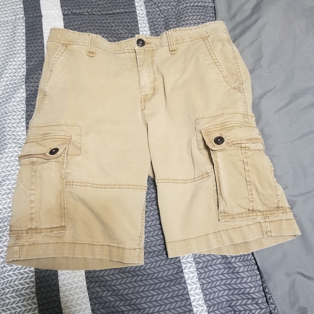 Men's Khaki Aeropostale Cargo Shorts